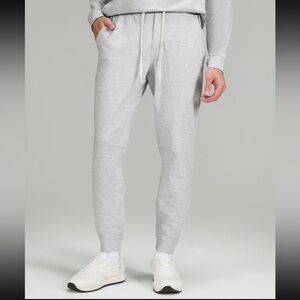 NWOT Lululemon Men’s Heathered Ultra Light Grey/Sea Salt City Sweat Jogger, M